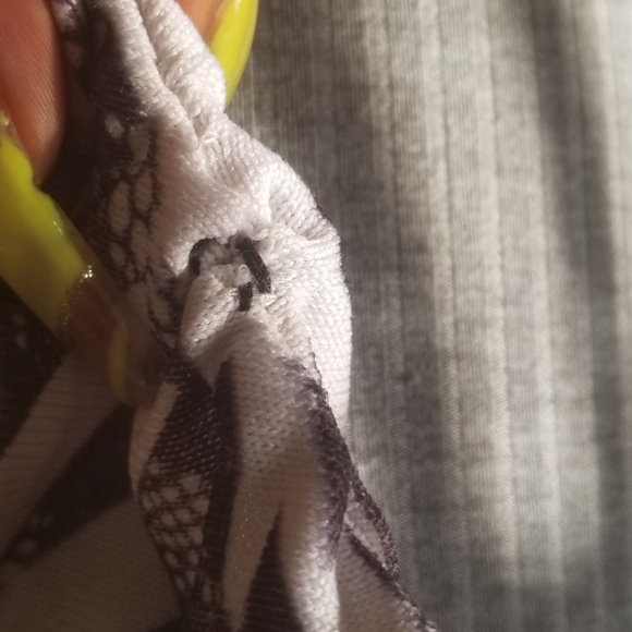 Wet Seal Top - Picture 5 of 10